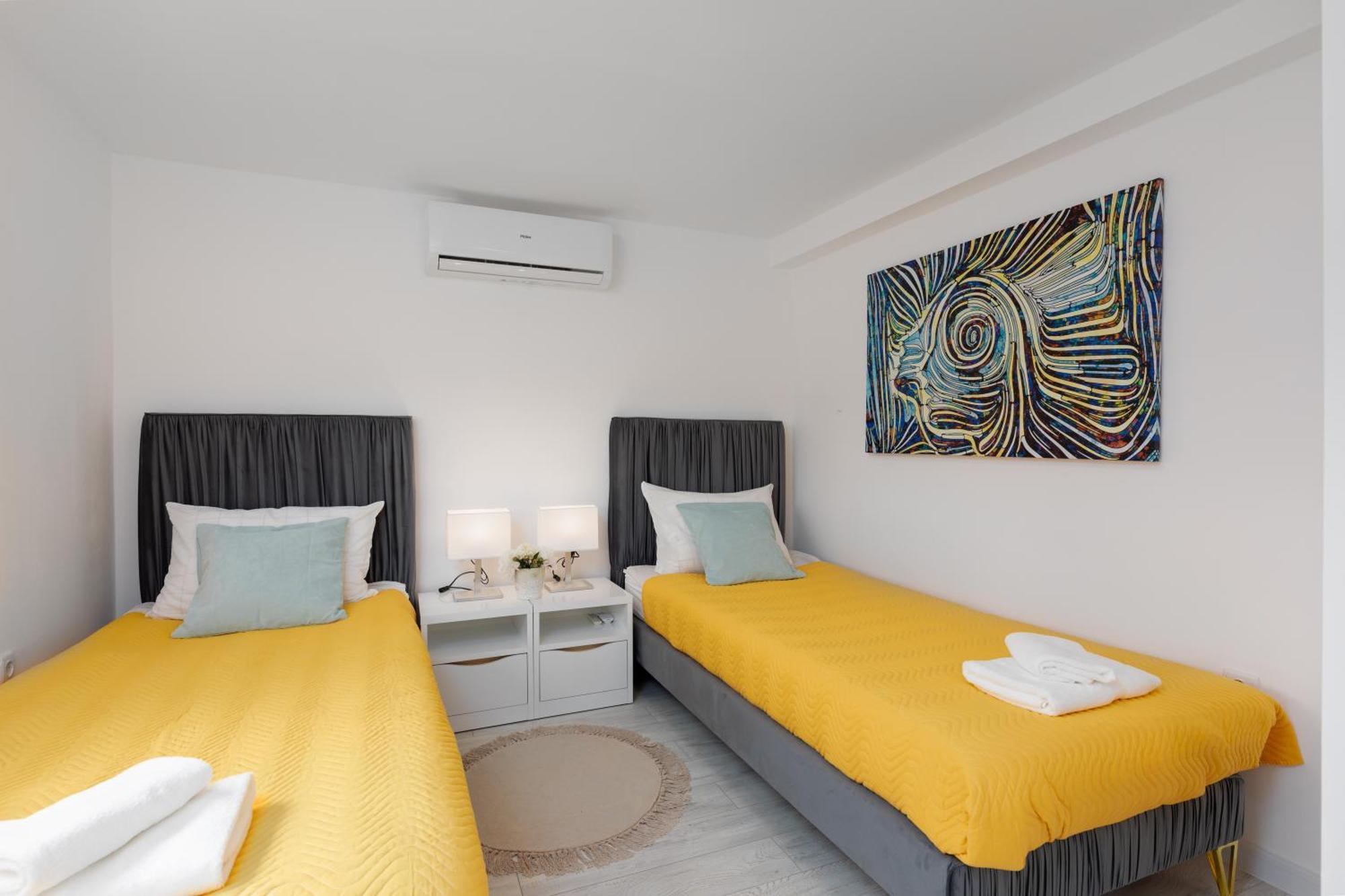 Apartman Grey Слуни Экстерьер фото